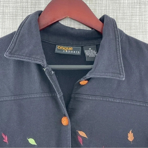 Onque Casuals Adult Medium Fall Embroidered Button Down Shirt Womens 9219 - Picture 3 of 9